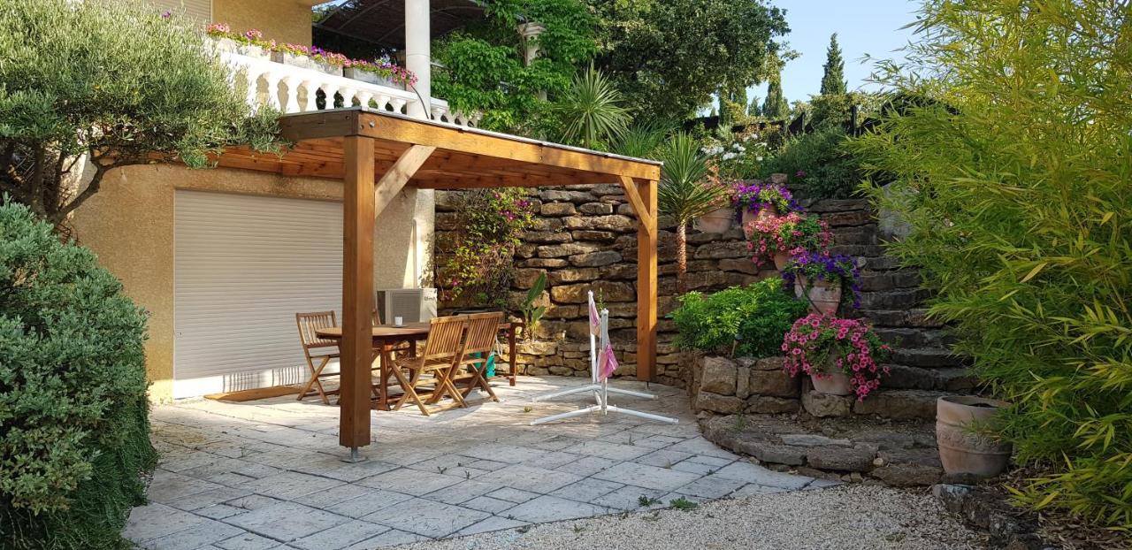 Appartement Vue Montagne Garéoult Extérieur photo