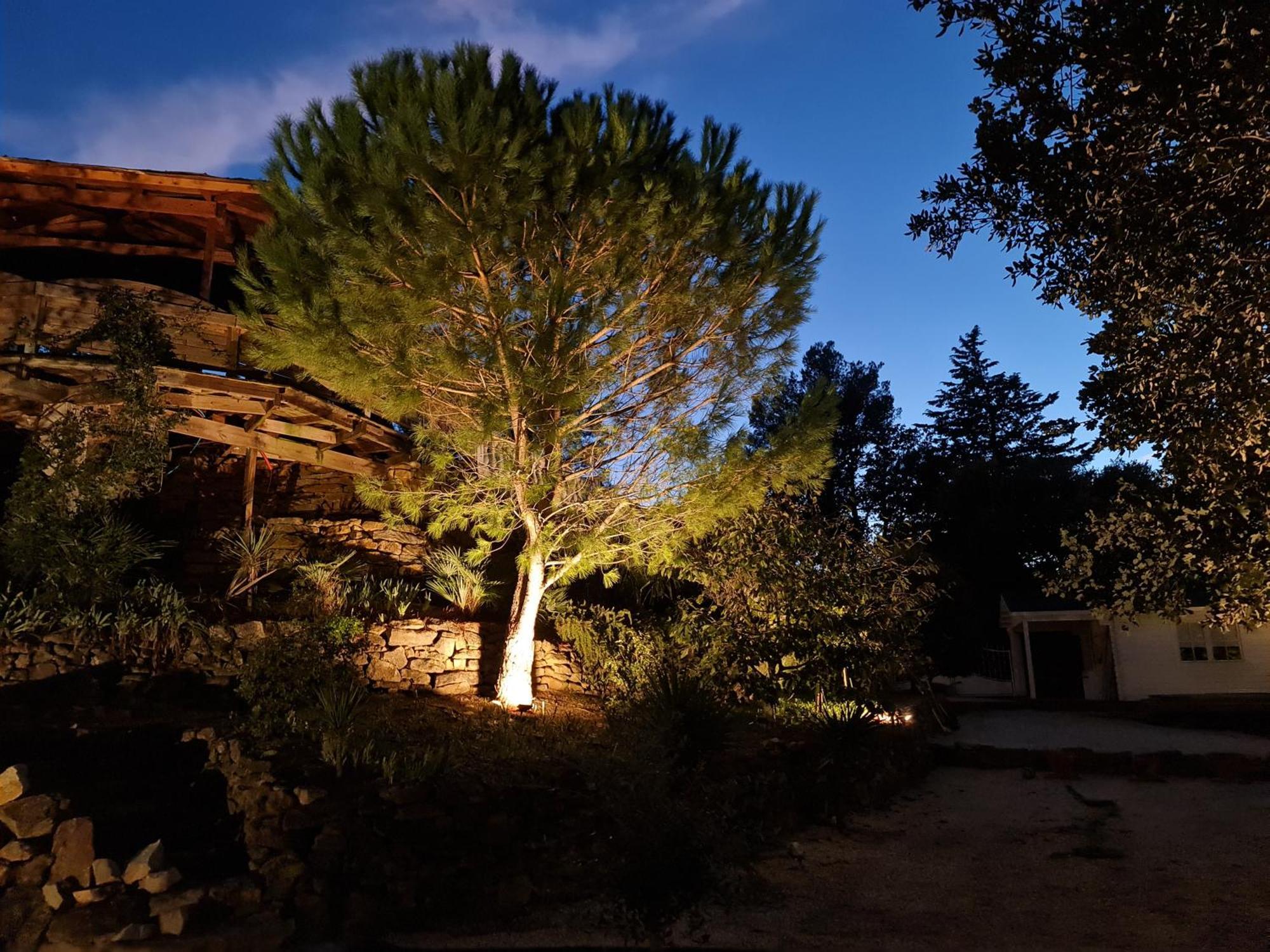 Appartement Vue Montagne Garéoult Extérieur photo