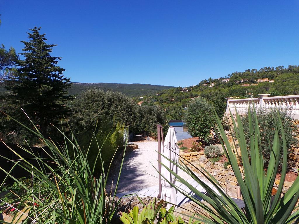 Appartement Vue Montagne Garéoult Extérieur photo